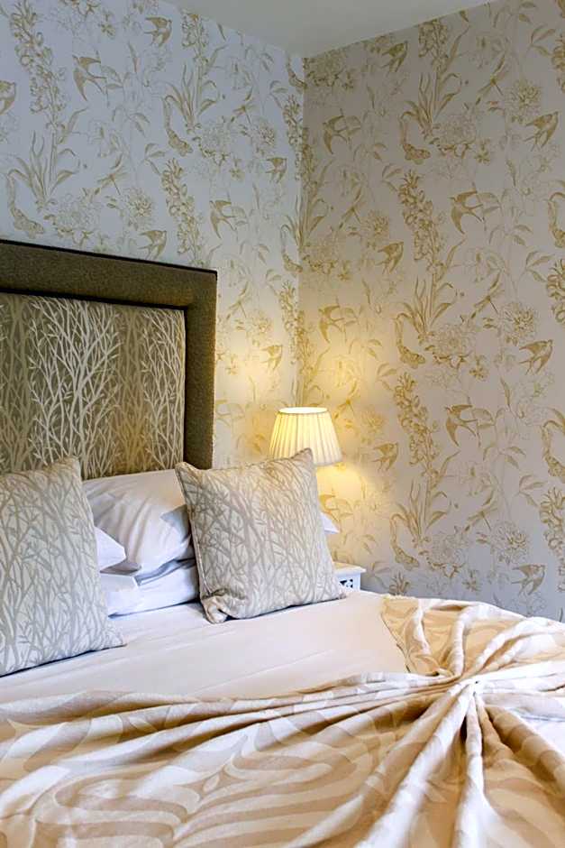 Photo 1 of 3 of Small Double Room