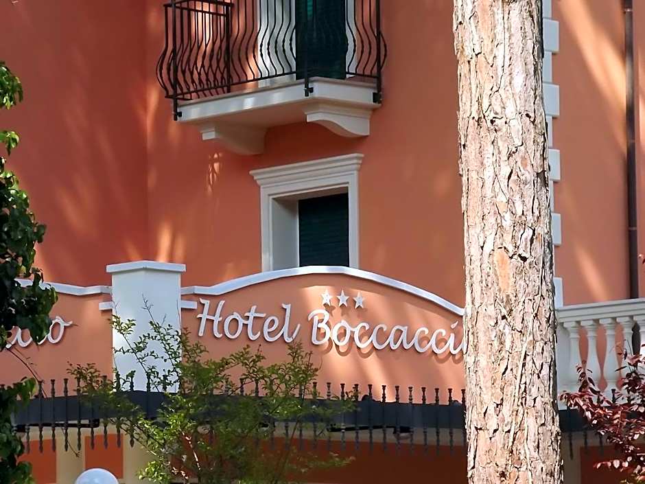 Hotel Boccaccio-free parking-