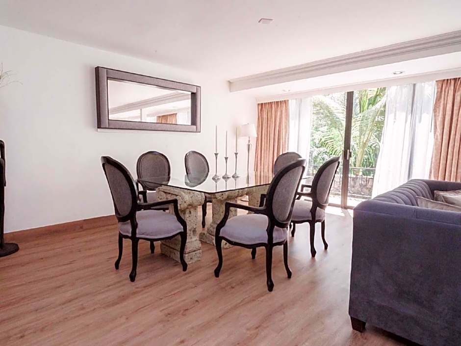 HS HOTSSON Hotel Tampico