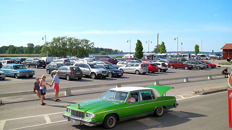 Vänerport Lakefront Hotell