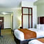Comfort Suites Greenwood
