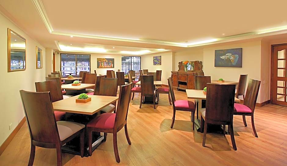 Hotel Windsor House Inn By GEH Suites