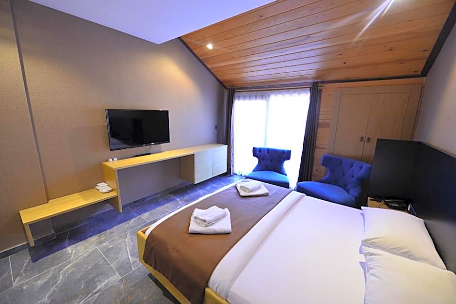 Inanlar Deluxe Hotel & Bungalow