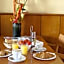 Hotel Ciutat De Sant Adria