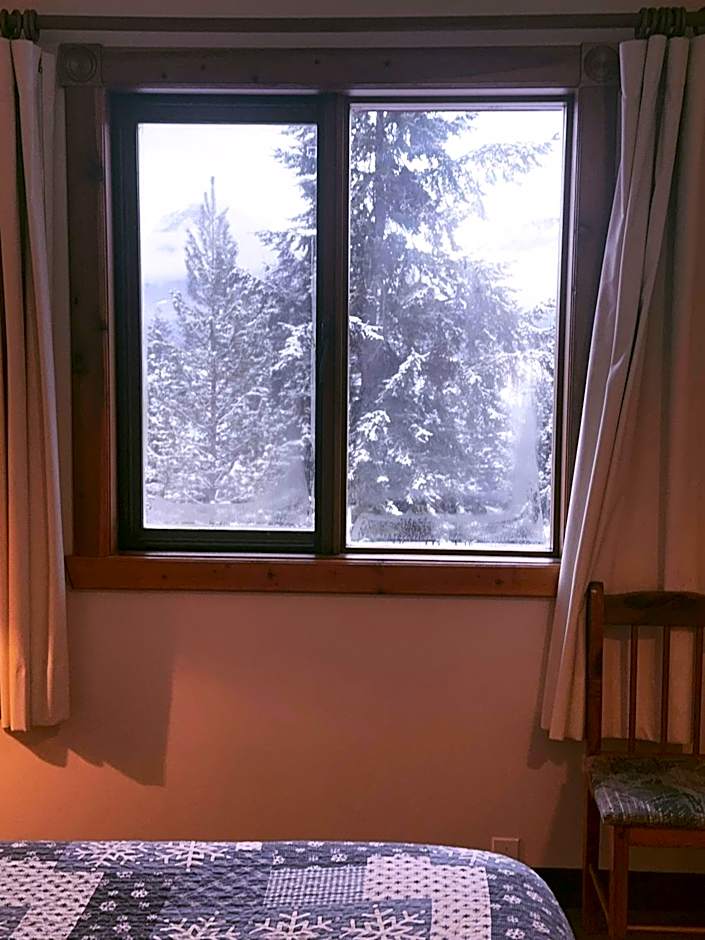 Alpine Meadows Lodge