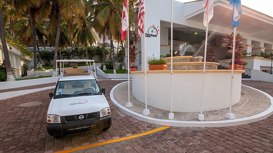 Park Royal Huatulco-All Inclusive