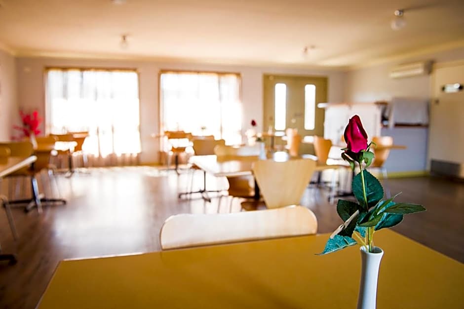 Cherry Blossom Motor Inn