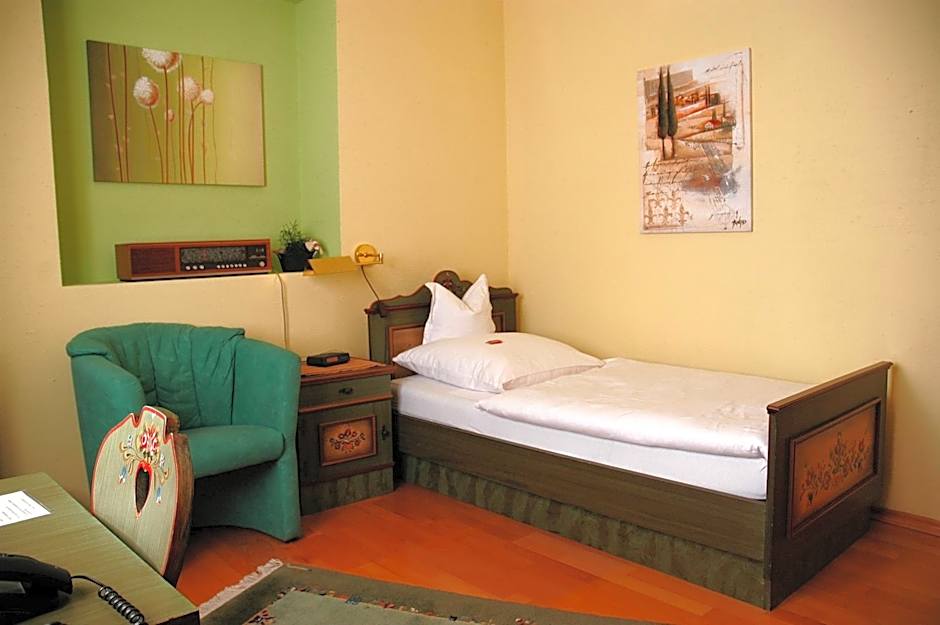 Hotel Sarbacher