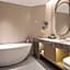 Holiday Inn Tongxiang By IHG