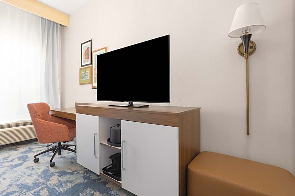 Hampton Inn Frostburg