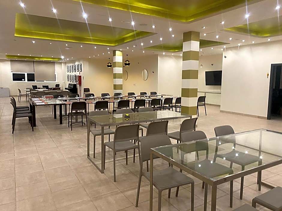 La Aldea Suites