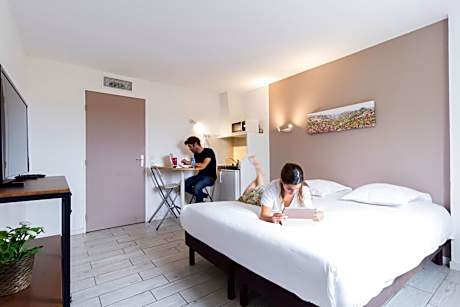 Superior Studio (2 Adults)
