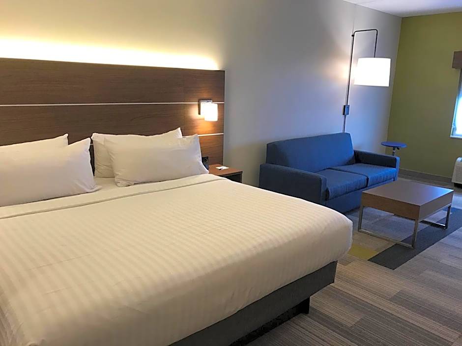 Holiday Inn Express Rochester-Victor By IHG