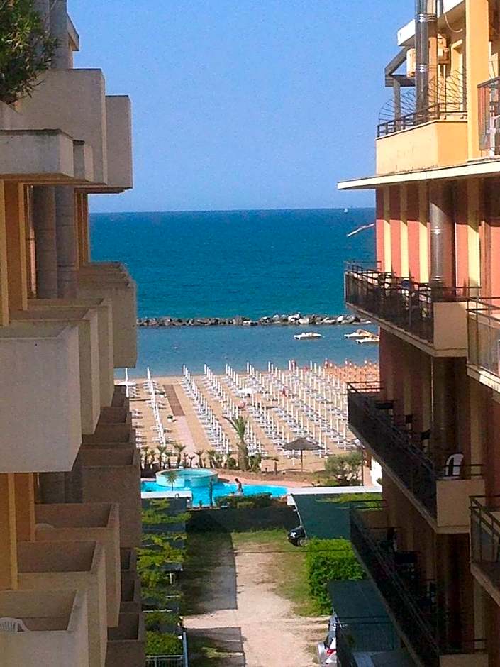 Hotel Nautilus