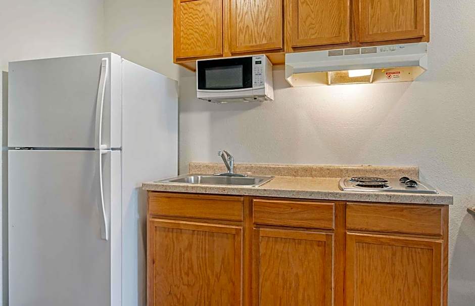 Extended Stay America Select Suites - Indianapolis - Lawrence