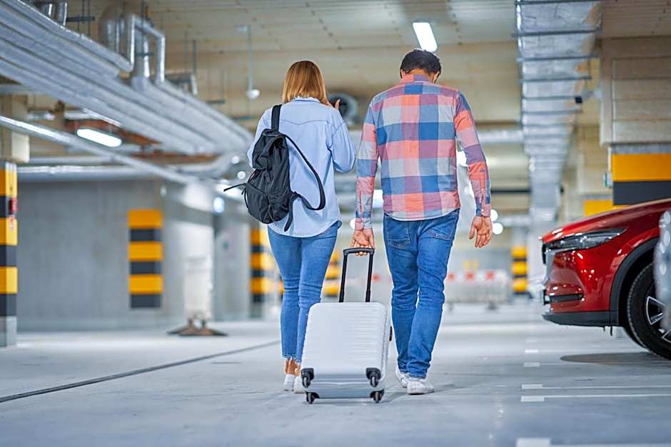 Los Angeles Premium Suites with Free Parking