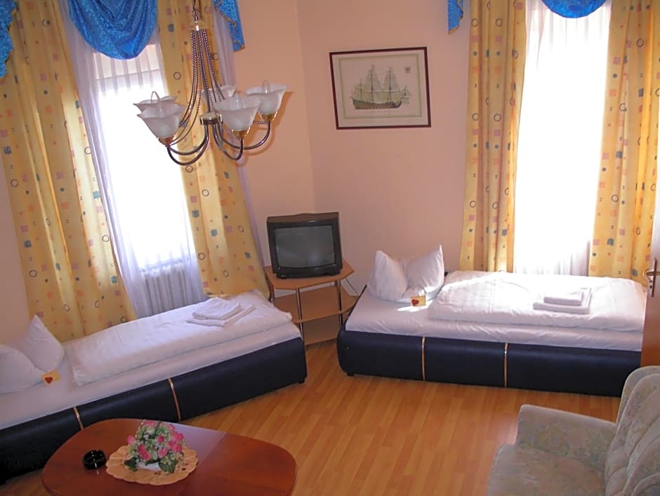 Hotel garni Djaran