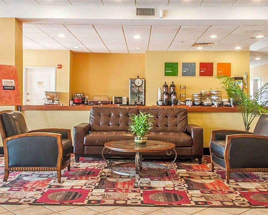 Comfort Inn & Suites