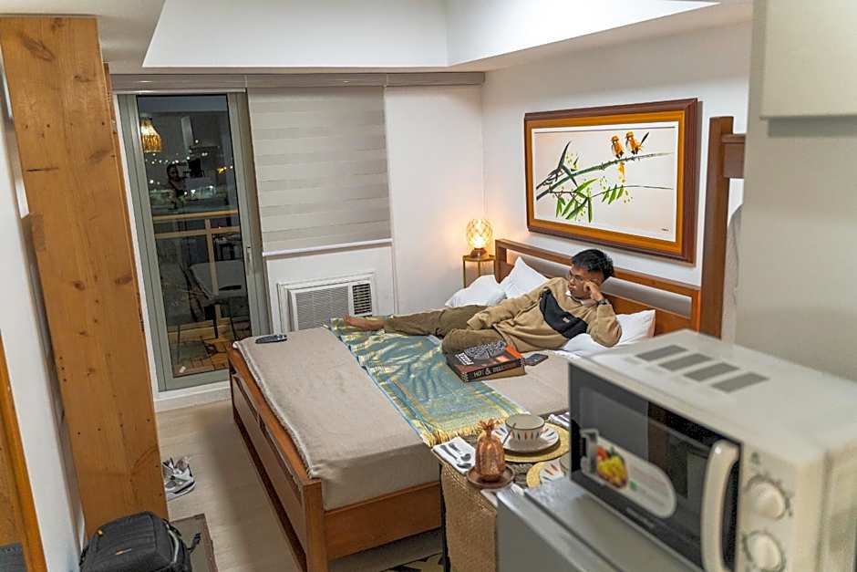 R'Holistay Azure North KING SIZE BED & Wave POOL