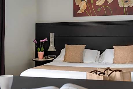 Superior Double or Twin Room with Thermal Pool Access