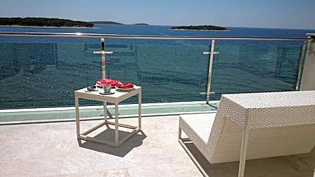 Apartments Toni Sea view