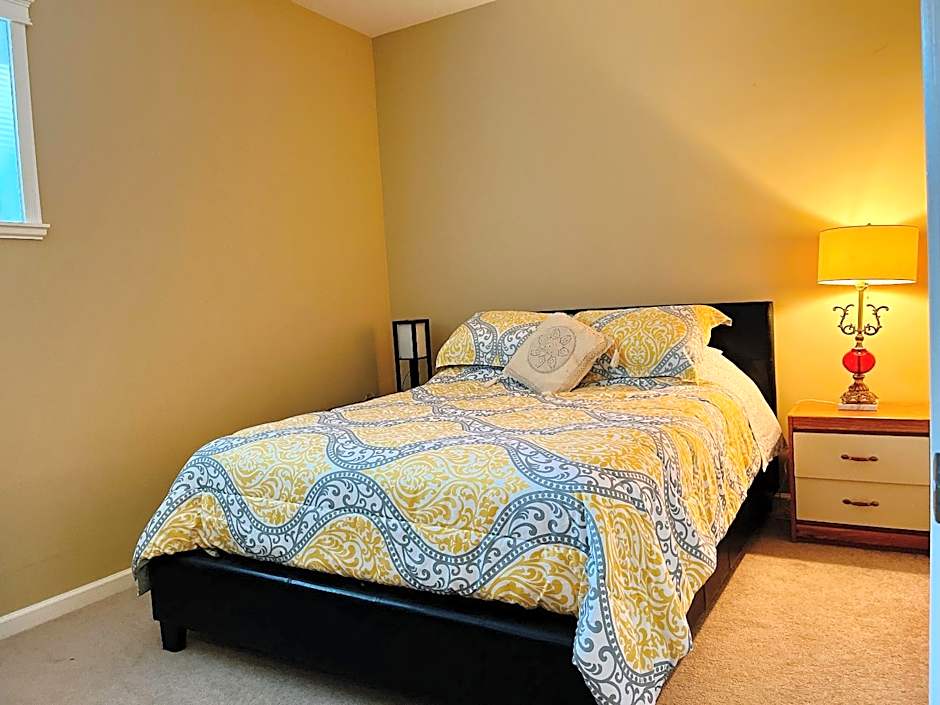 1 bedroom lake Mountain view