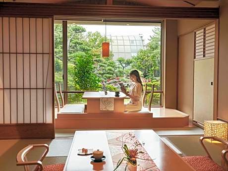 Suite with Garden View