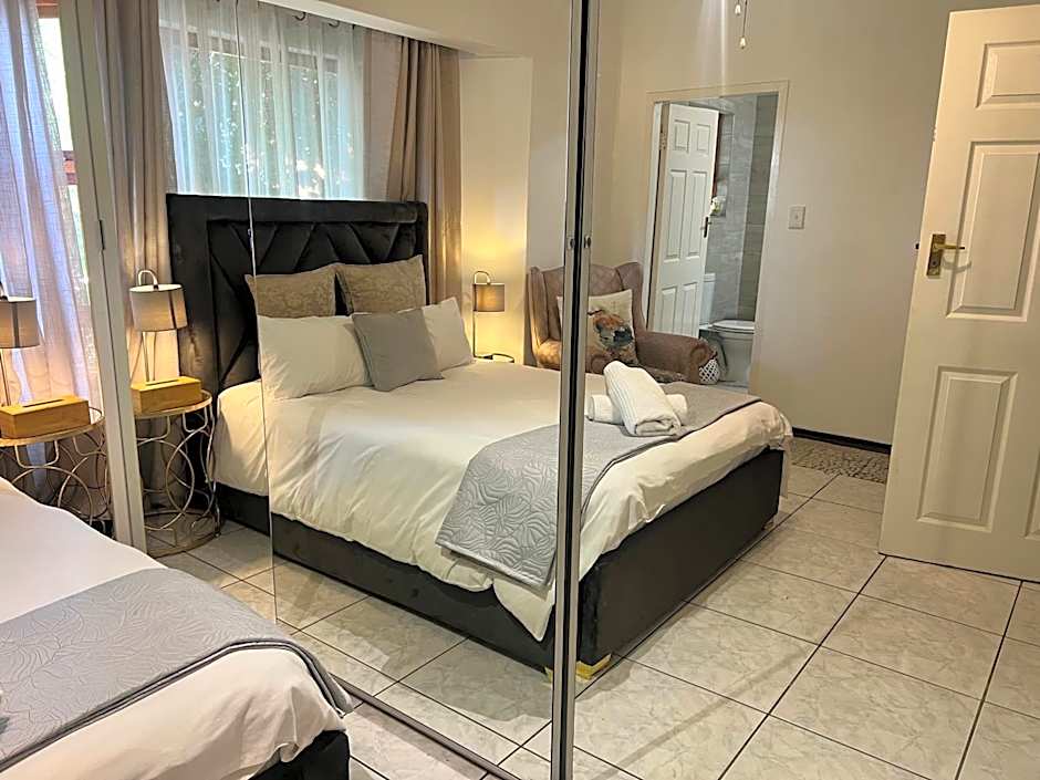 Map's View Guesthouse