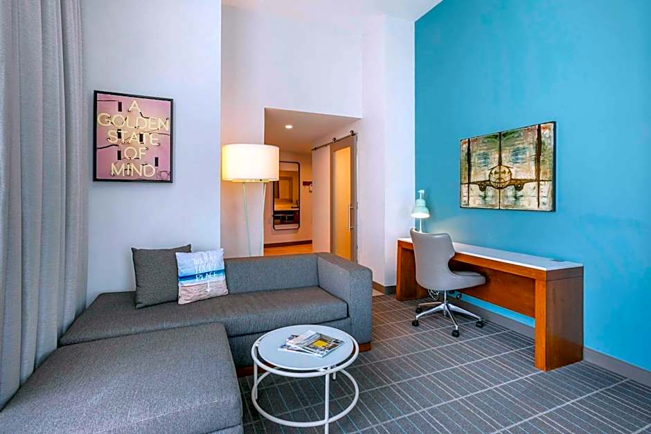Cambria Hotel LAX