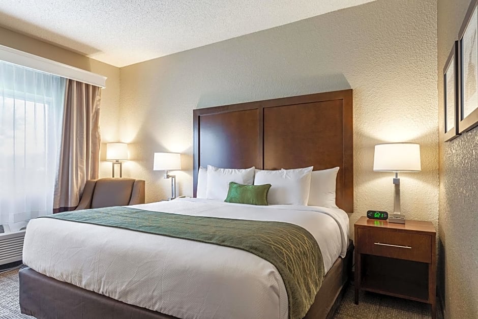 Comfort Inn South Tulsa - Woodland Hills