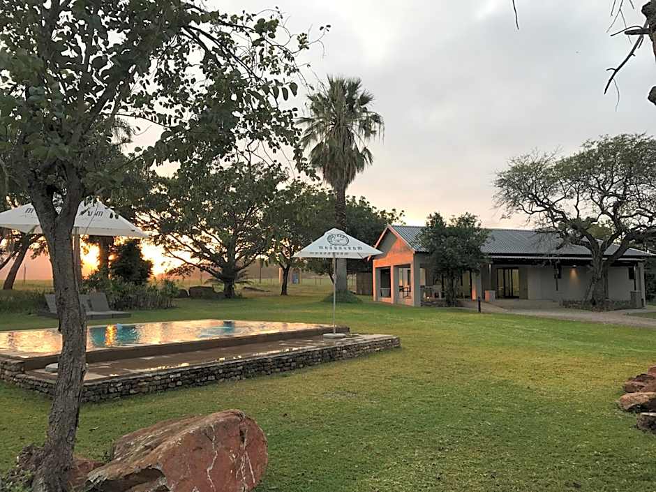 Hamiltons Lodge & Restaurant