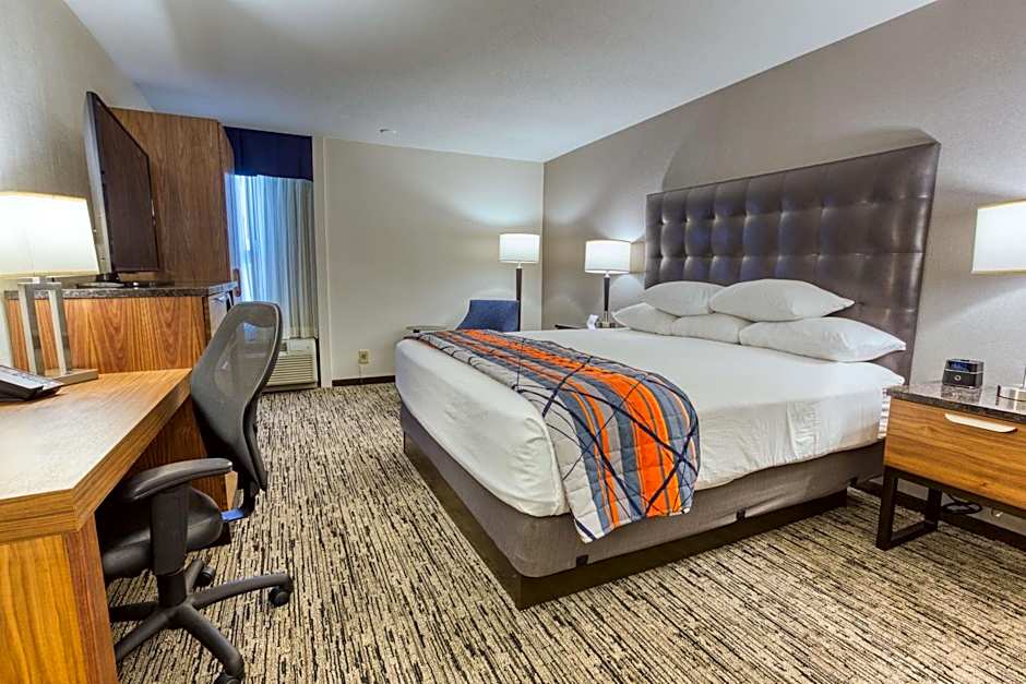 Drury Inn and Suites St Louis Collinsville