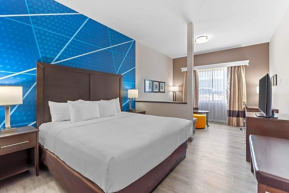 Comfort Inn & Suites