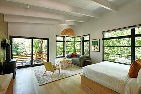 Suite with River View