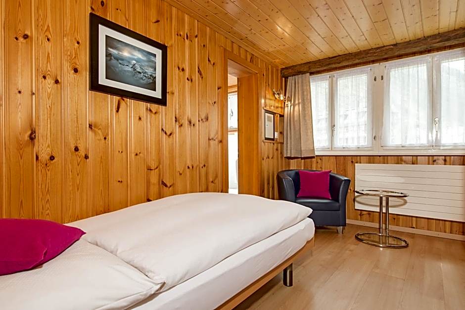 Hotel Alpina