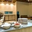 Hotel White Pearl