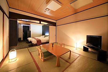 Family Room with Shower