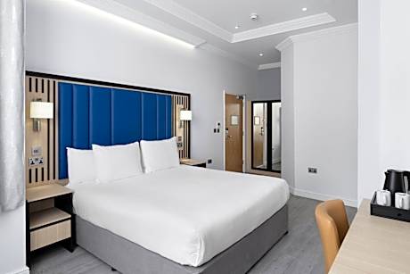 Spark by Hilton London Chiswick