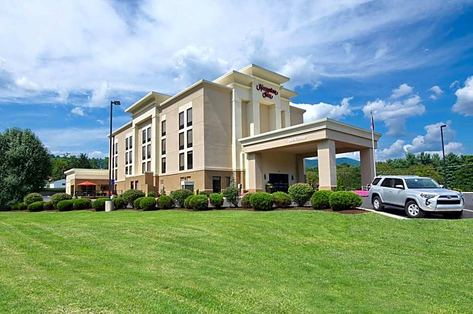 Hampton Inn By Hilton Covington VA