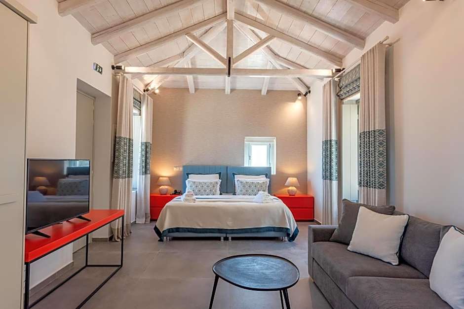 Sampatiki Suites & Spa - Luxury Seaview Suites - Opened 2024