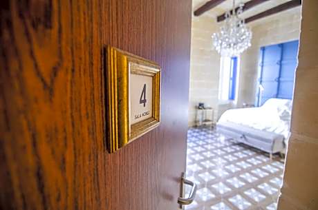 Queen Room with Balcony