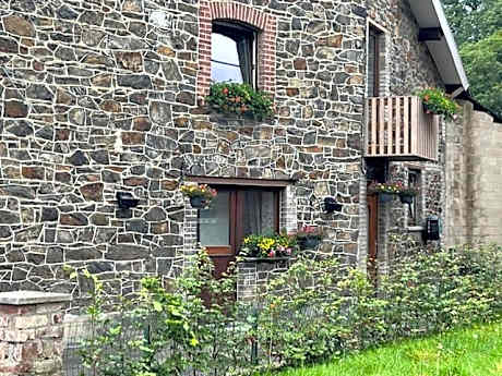 Three-Bedroom Standard Apartment
