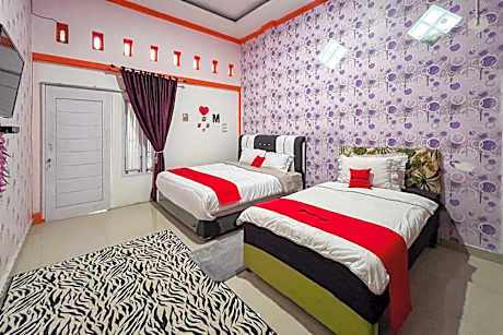 RedDoorz Syariah at Anggia & Anaqi Homestay Pagar Alam