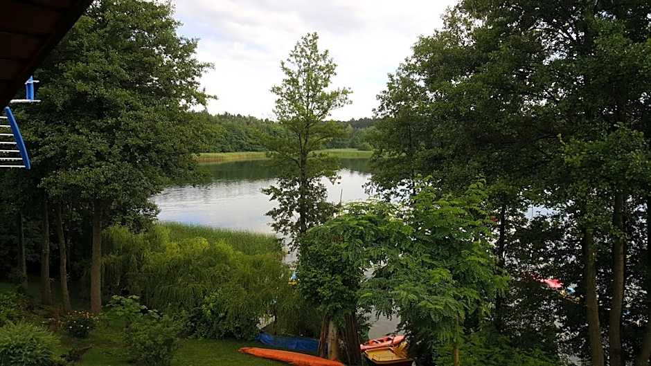 Domek letniskowy nad jeziorem w Stęszewku