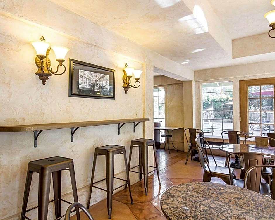 The Inn at Baechtel Creek