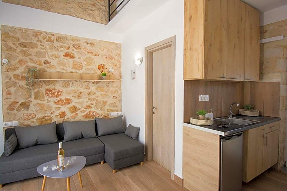 Michalianna Suites "by Checkin"