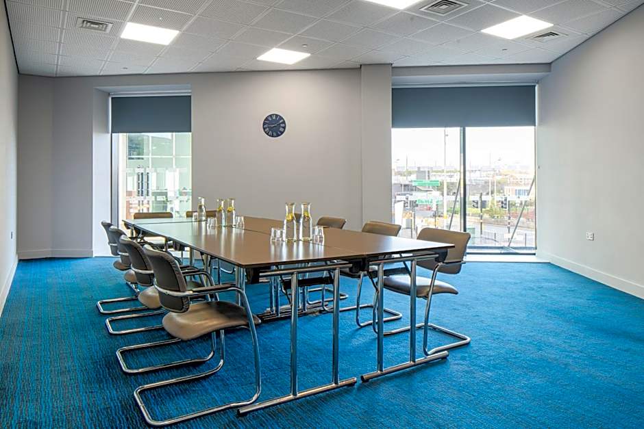 Holiday Inn Express Birmingham-Snow Hill By IHG