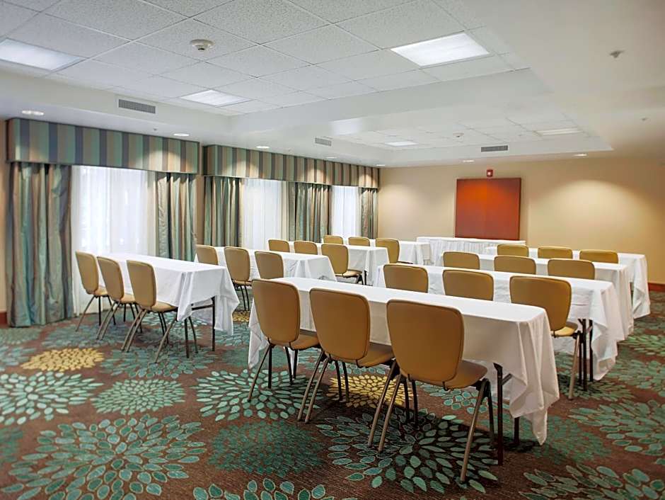 Staybridge Suites Fayetteville By IHG