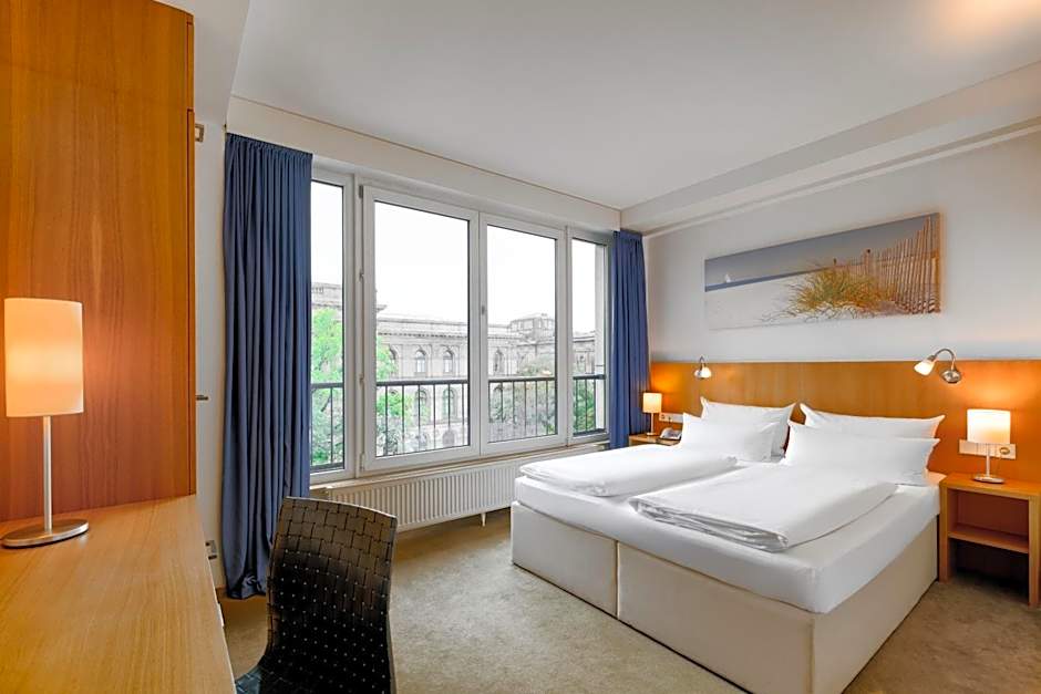 Hotel Berlin Mitte by Campanile