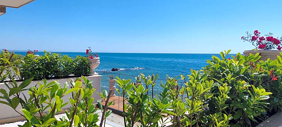 Sea Point La Mer